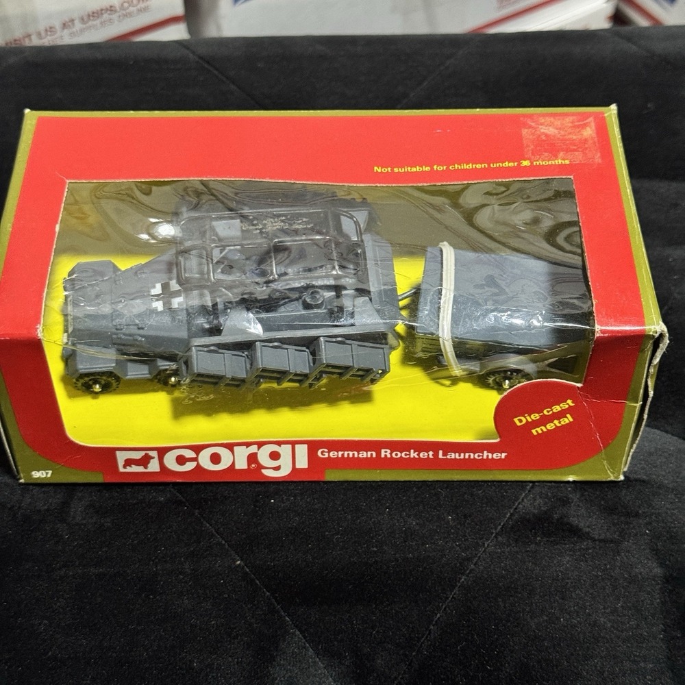 Corgi #907 German Rocket Launcher w/Trailer 1983
